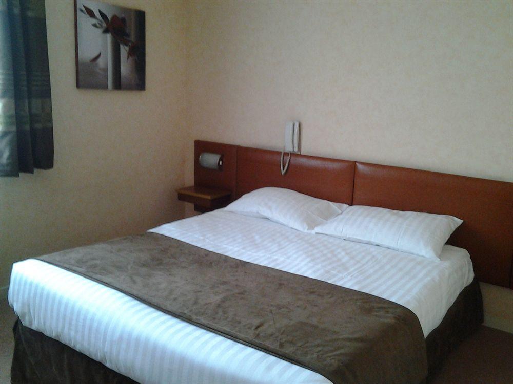 Hotel Chantepie Joué-lés-Tours Zewnętrze zdjęcie
